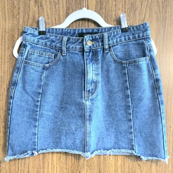 FOREVER 21 Denim Mini Skirt - Picture 1 of 5